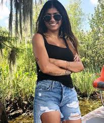 Mia Khalifa Stickers WhatsApp APK For Android Download 2022 5